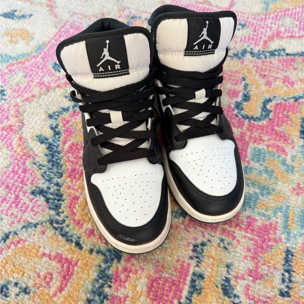 Jordan Kids Black and White Sneakers
